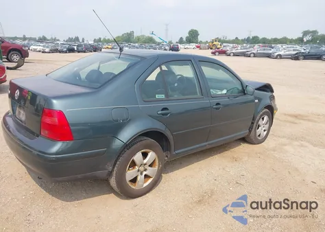 2003 Volkswagen Jetta Gls 2.0L z USA, uszkodzony, nr VIN 3VWSK69M23M029087